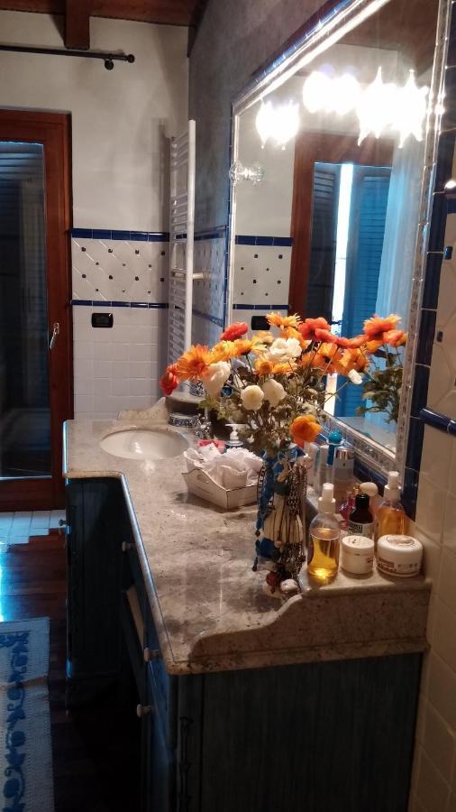 Lovely Casa Paola Villlafranca Centro Zimmer Rooms Villafranca di Verona Εξωτερικό φωτογραφία